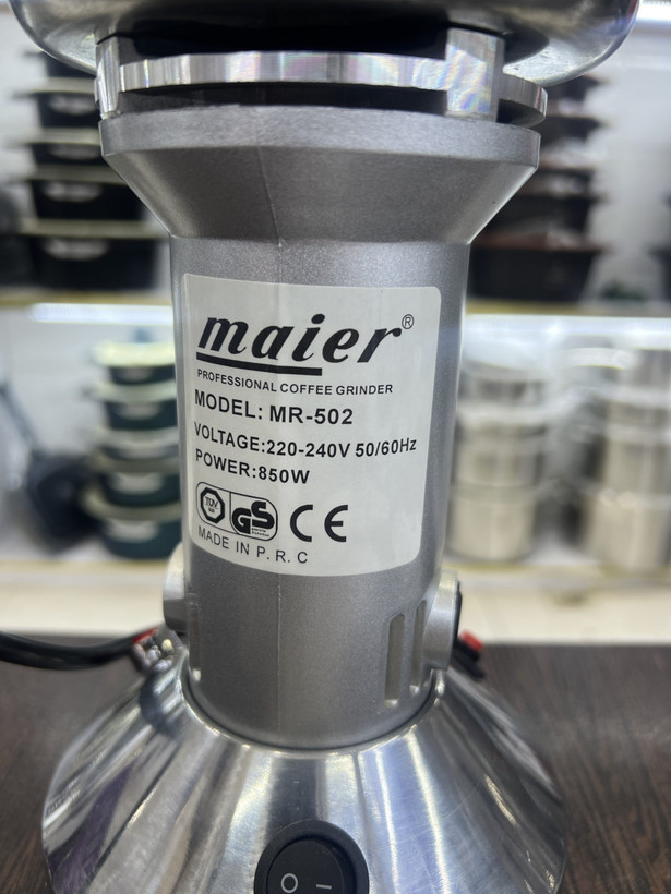 خريد آسیاب حرفهای مایر مدل MR502 ظرفیت ۵۰۰ گرم با تیغه ۶ پره